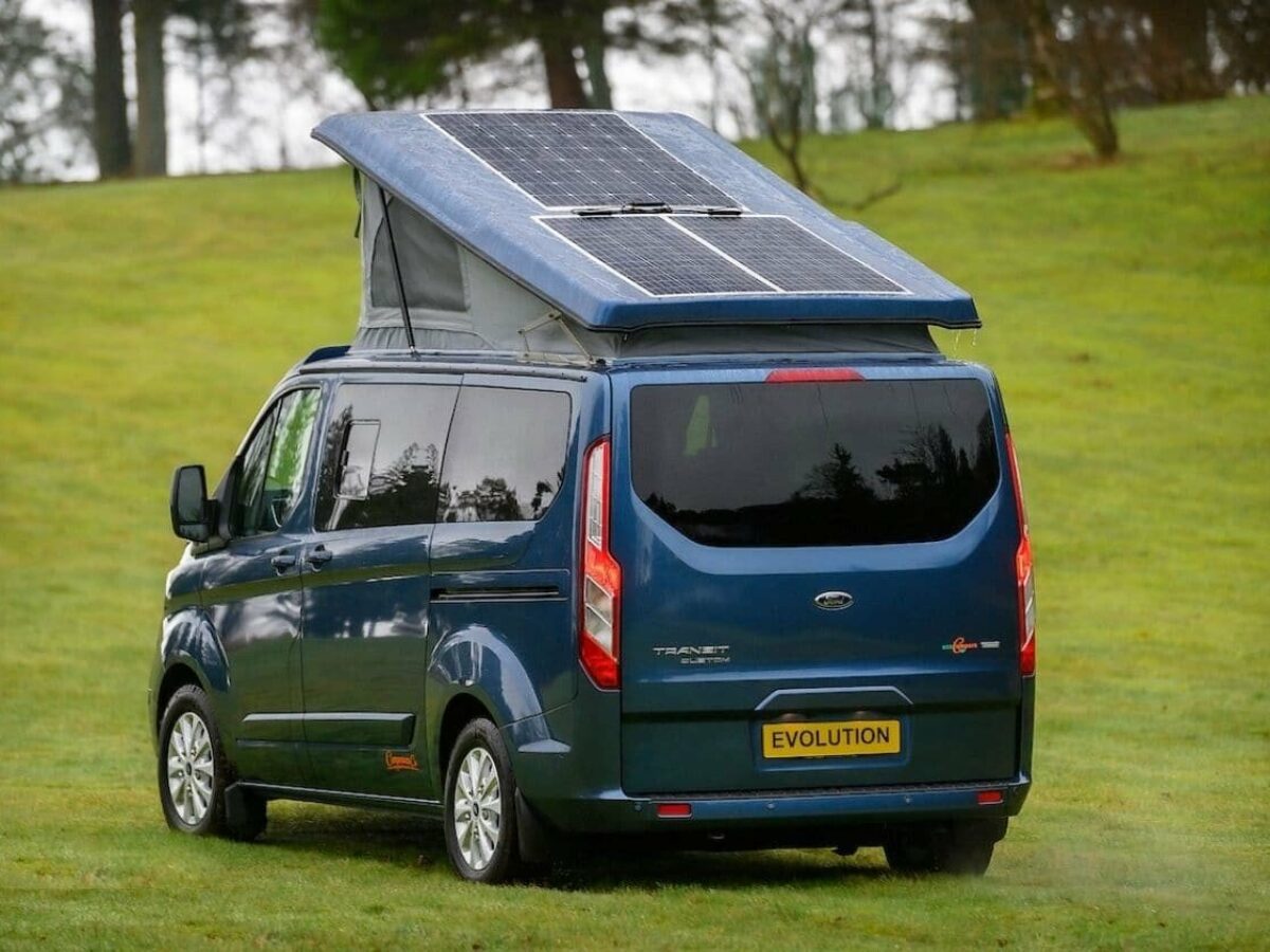 Panneau solaire camping car et véhicule de loisir