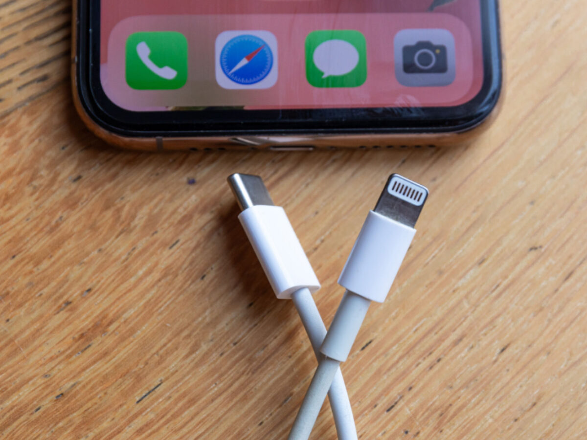 Adaptateur secteur USB compatible pour iPhone - Tél Solution